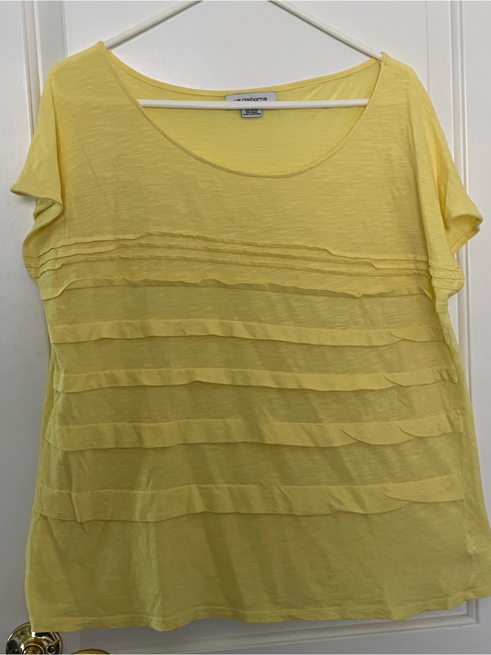 Liz Claiborne Women's Yellow Layered pleats Short Sleeve Top sz XL